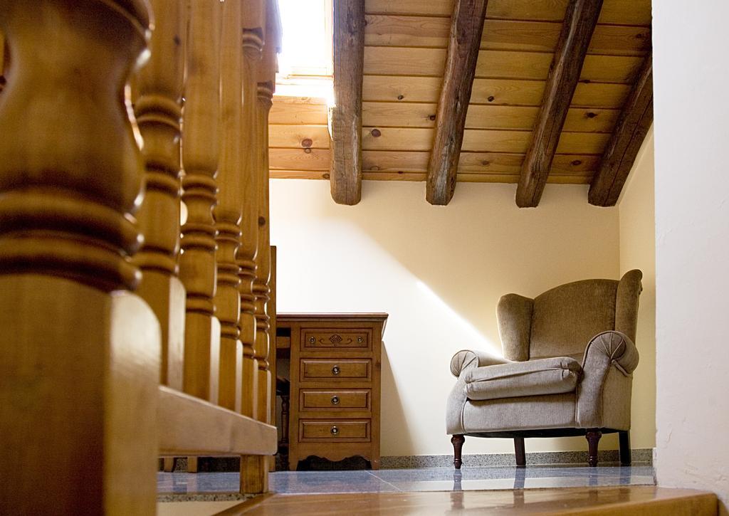 Apartamentos Casa Buisan Broto Bagian luar foto