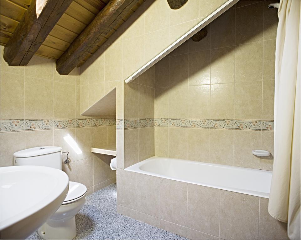 Apartamentos Casa Buisan Broto Ruang foto